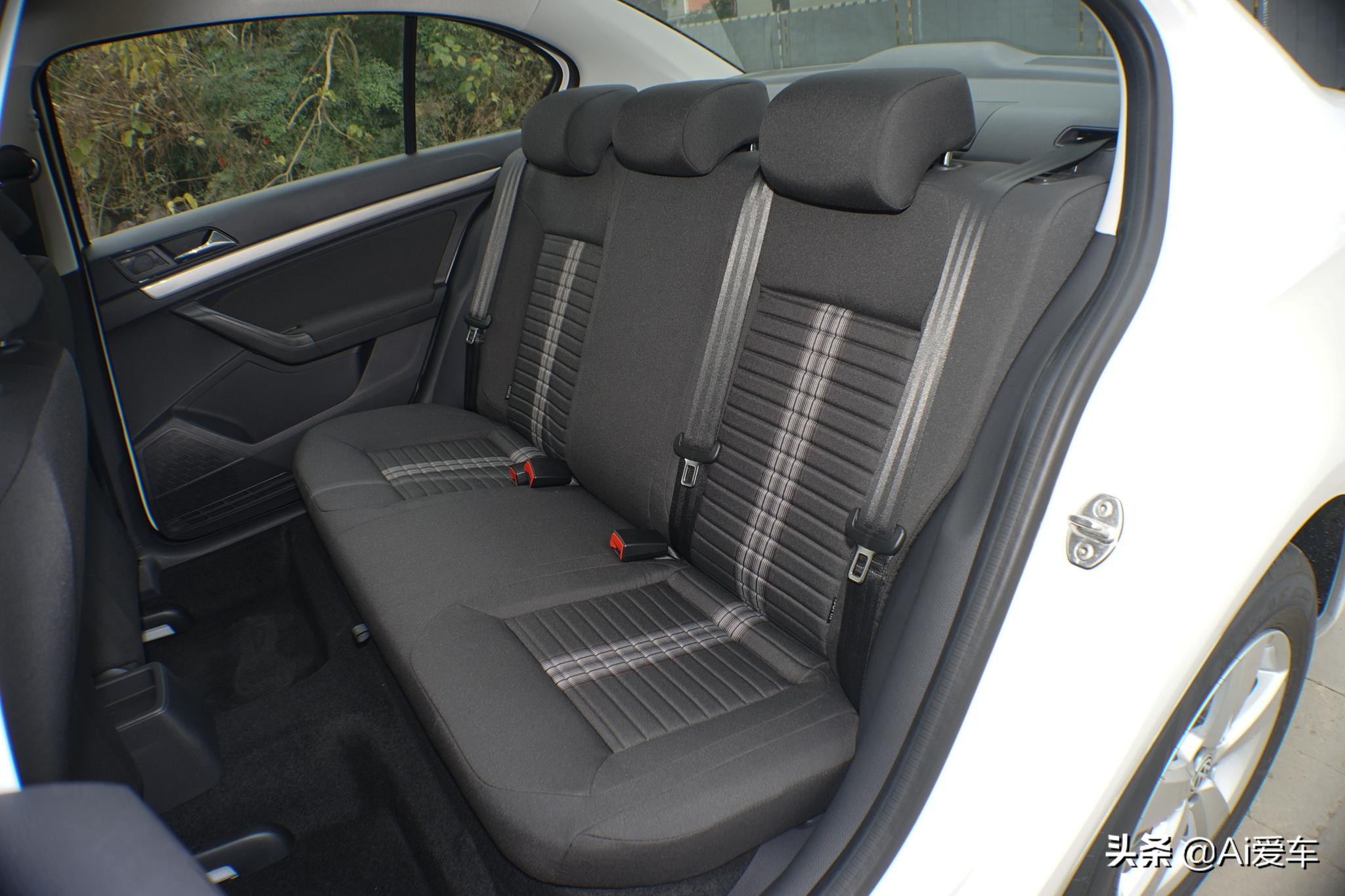 德系轿车油耗低的家用轿车排名,德系6万到8万的车推荐