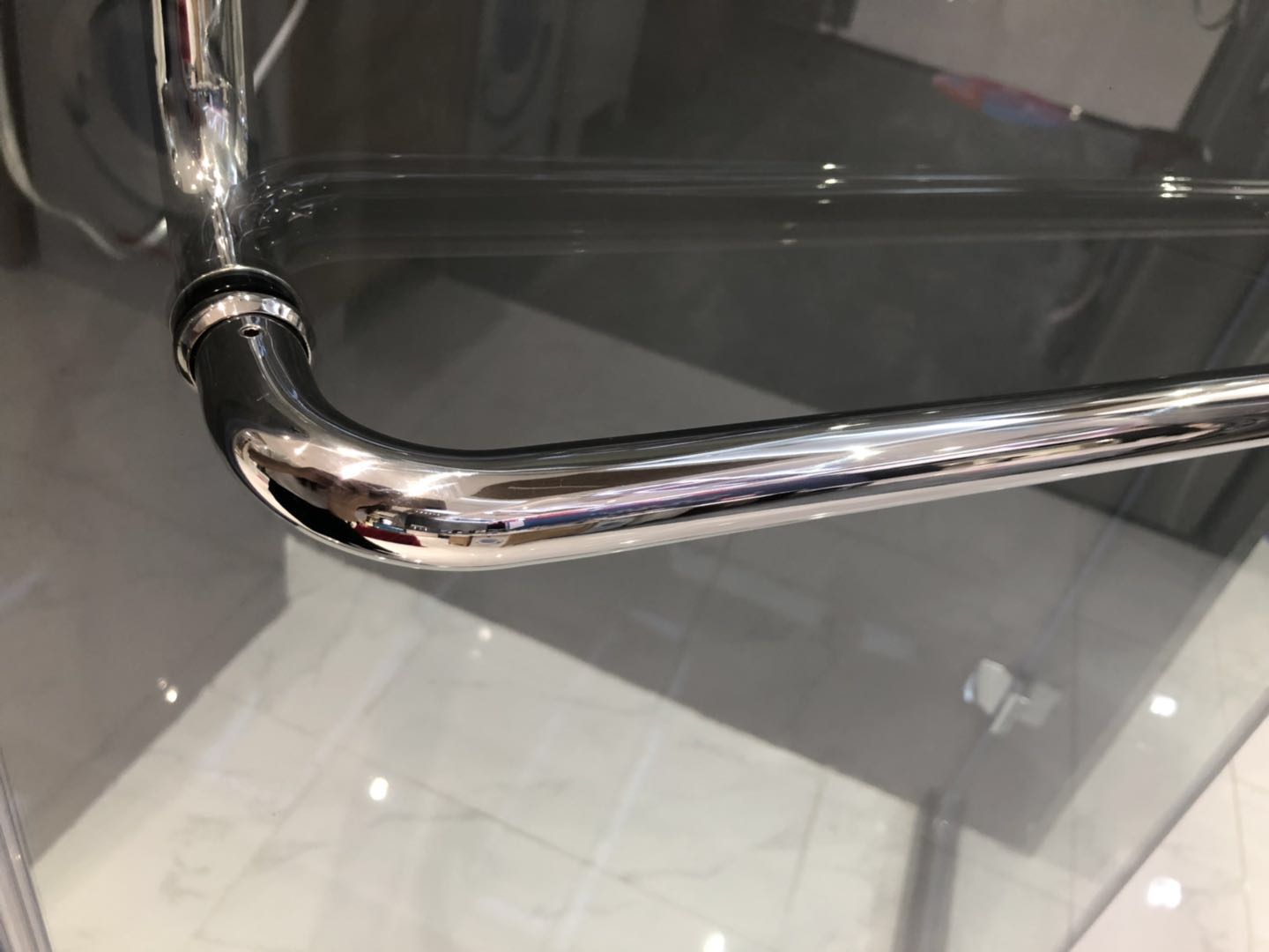 怎么选卫生间花洒马桶和浴柜,卫生间的马桶和淋浴柜怎么选