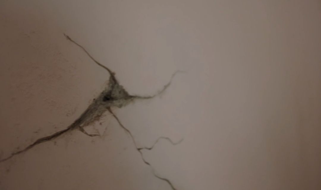 第一集就欲罢不能，神剧果然是神剧