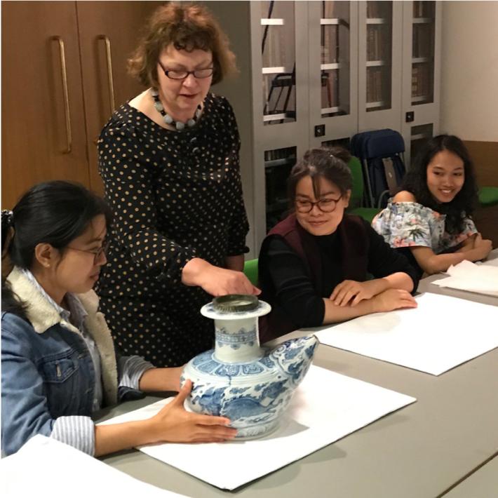 伦敦来信｜在国外，我们可以去哪里鉴定藏品？（上）