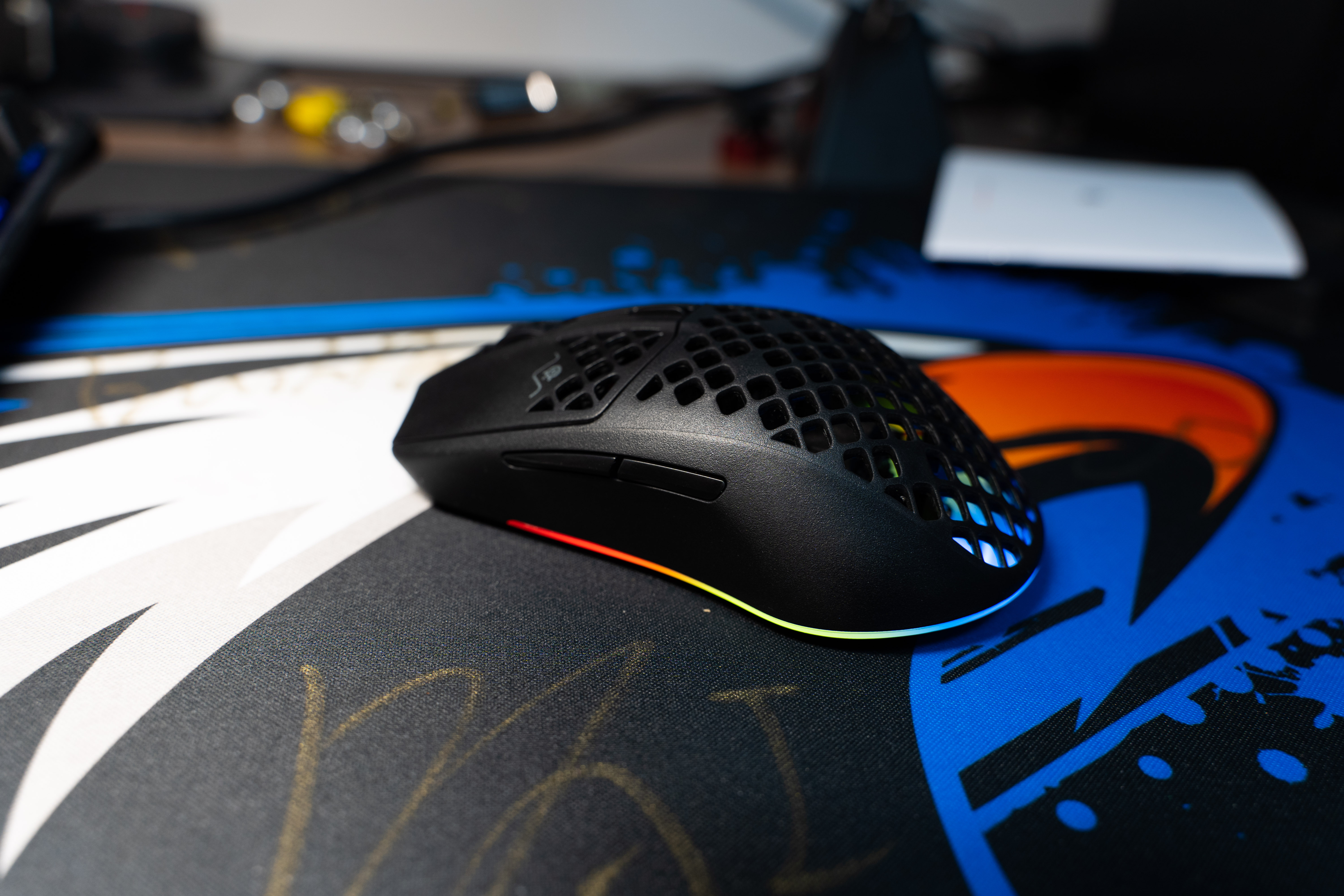 轻量化+无线=赛睿Aerox3Wireless