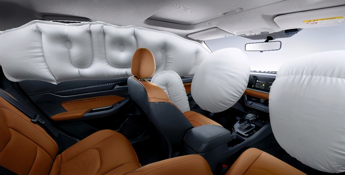 新一代长安福特福睿斯即将上市,福特福睿斯历代车型进化史