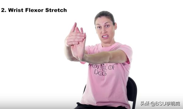 手肘疼怎么解决,劳累引起高尔夫球肘疼