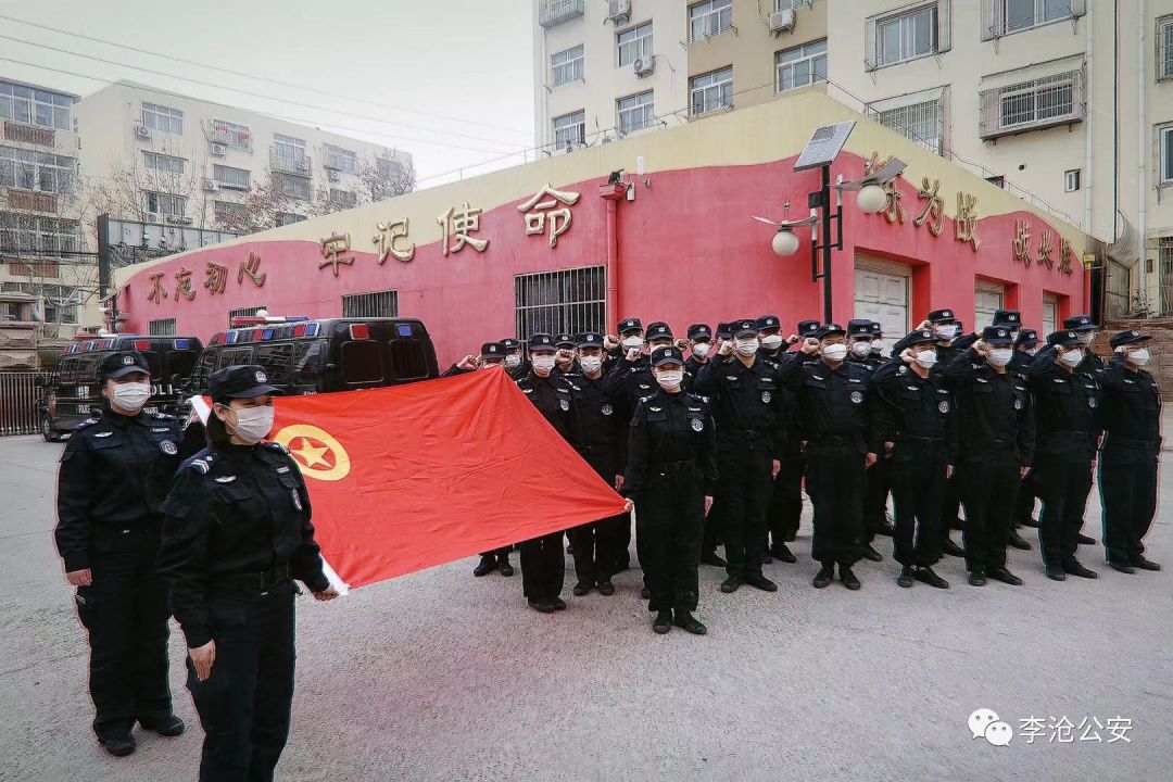 战疫铿锵女警在行动,战疫一线铿锵玫瑰展巾帼风采