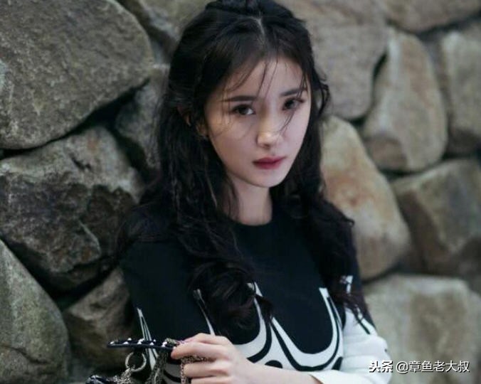 快乐大本营谢娜和杨幂石头剪刀布,杨幂和谢娜哪个更漂亮