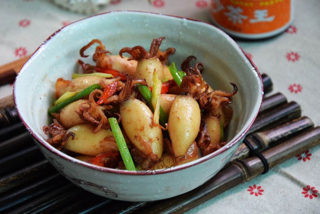 酱爆墨鱼仔最正宗的做法,酱爆墨鱼仔的做法大全家常菜