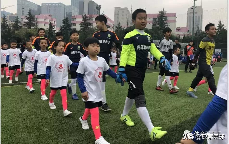 当球童看到c罗,当球童的一天