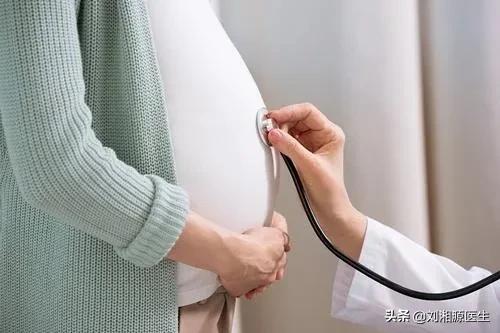 怀孕早期hcg不翻倍反而下降怎么办,孕早期hcg几乎不涨而后又突然翻倍