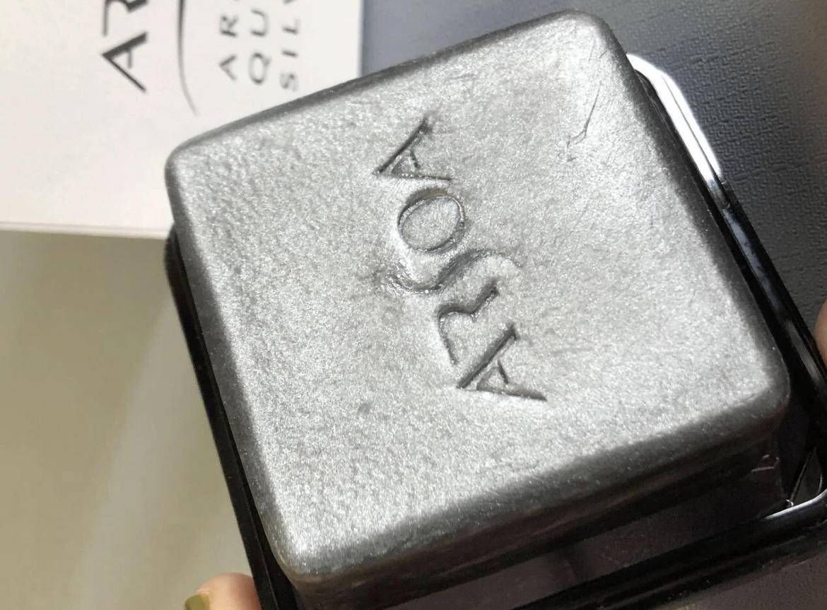 痘痘好多了脸一直红,痘痘反复没完没了