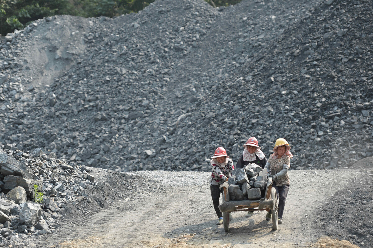 磷化工涨停,磷化工涨价概念股