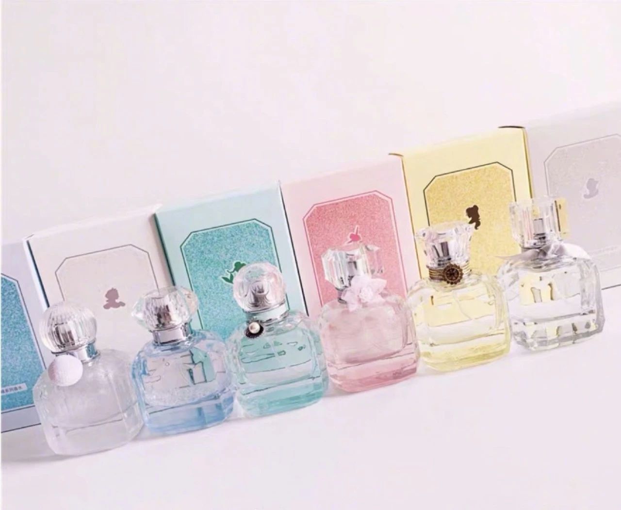 迪士尼99元门票抢购,粉色迪士尼联名