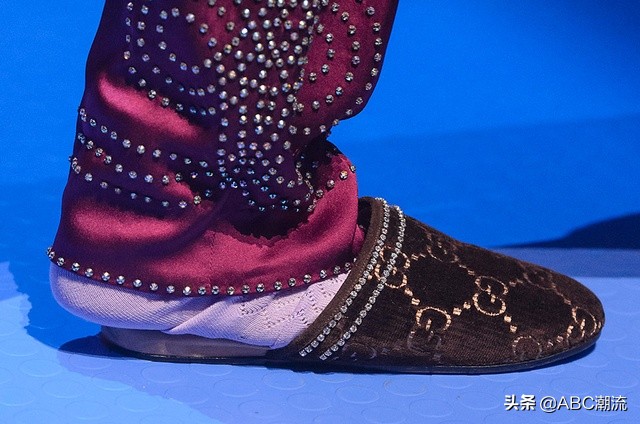 新款春夏秋凉鞋中跟穆勒鞋,春夏时尚气质穆勒鞋