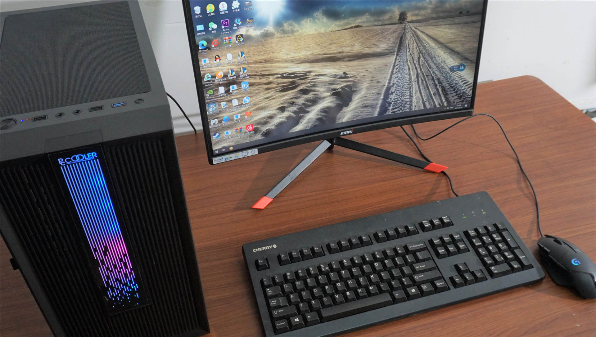 手把手教组装3000电脑最强配置,主机多显卡装机详细全过程