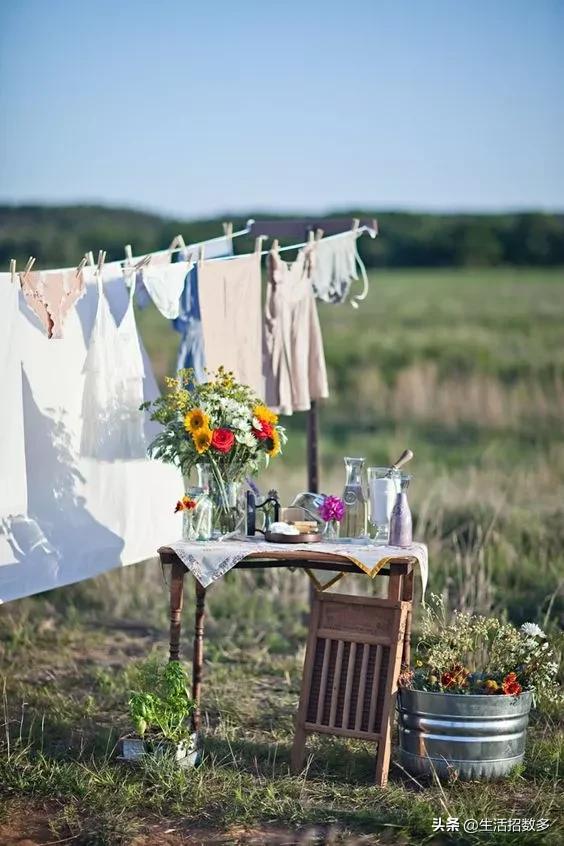 用漂白剂把白色衣服漂黄了怎么办,衣服发黄了用84还是漂白剂