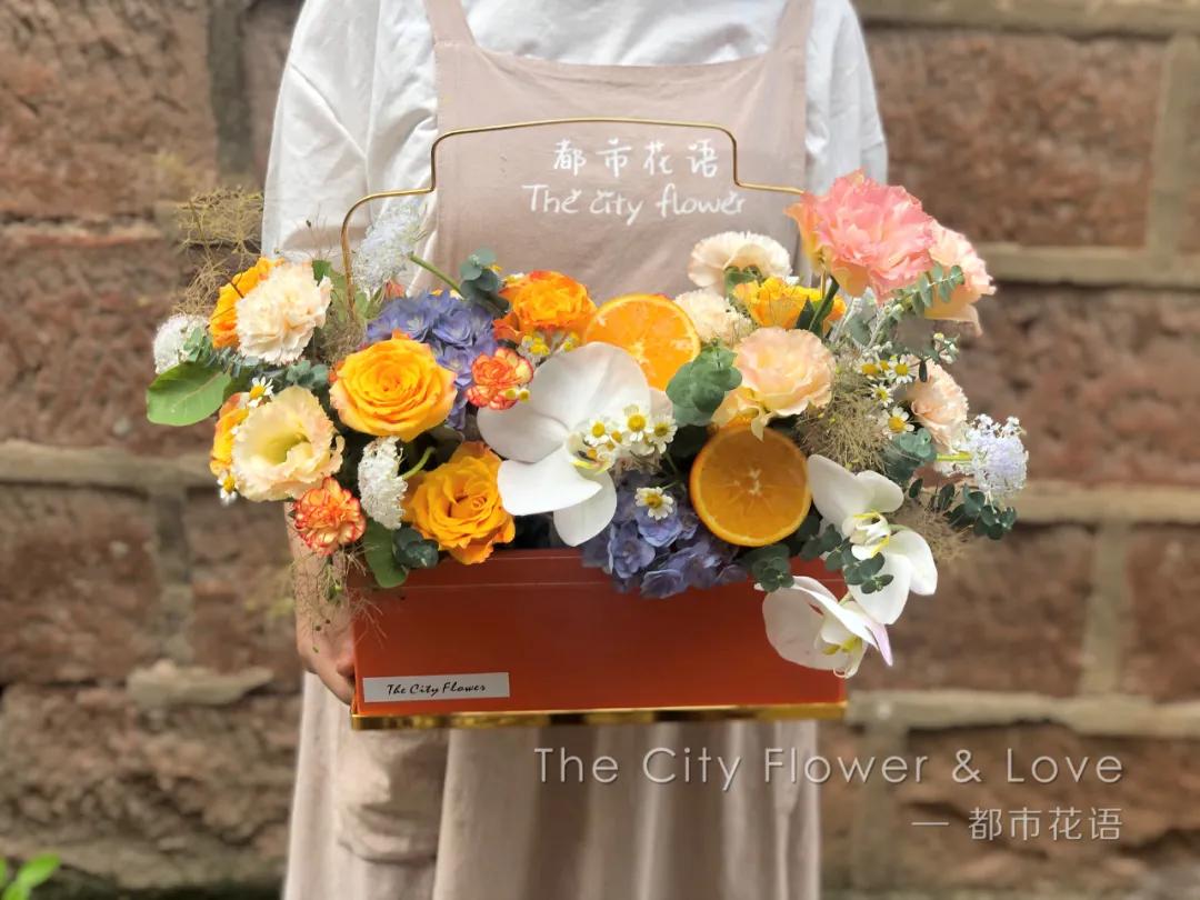 都市花语：从10平方米的小花店，到年营业额300万的生活美学馆