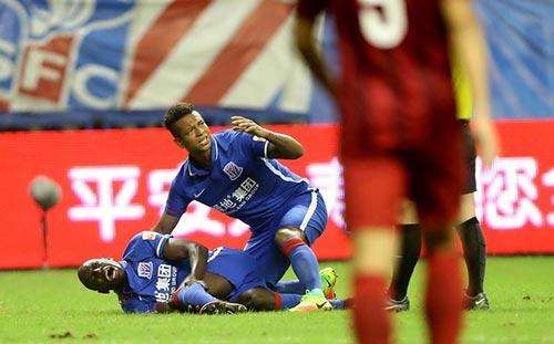 申花记忆:请记住那些为申花“受伤”的球员,我们向他们致敬……
