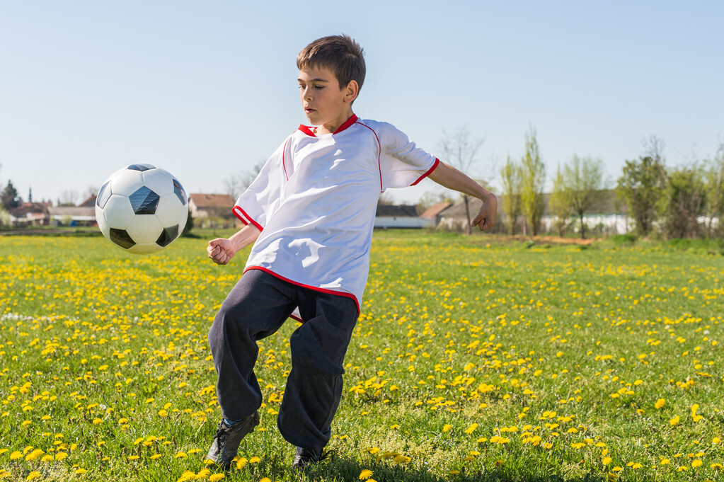 小学英语双语作文写作练习方策和他的好朋友小玉