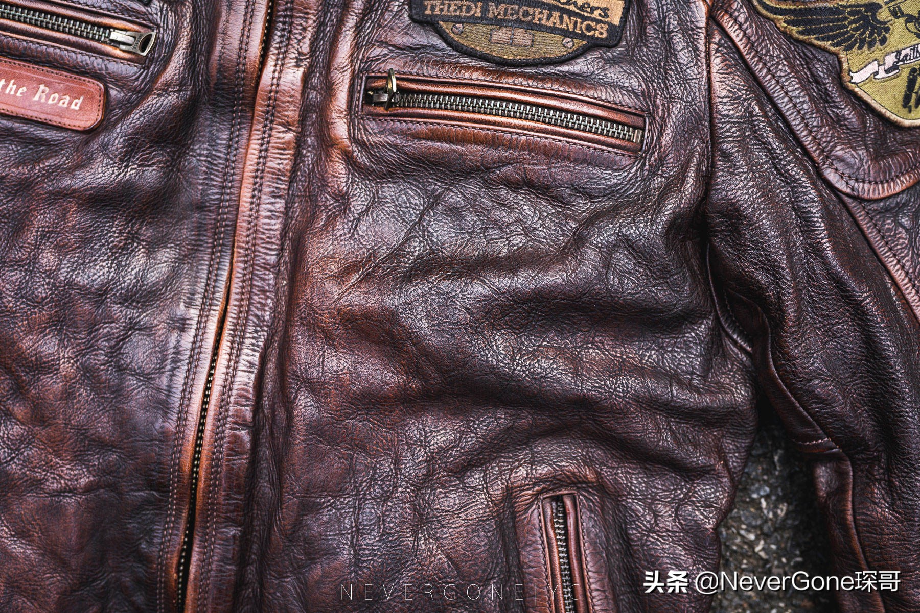 小众棕色短款皮衣,英伦机车皮衣推荐