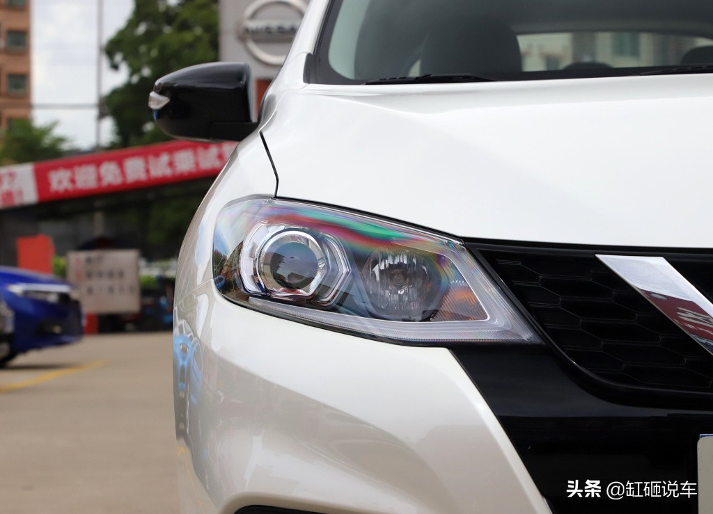 最新款日产骐达价格,11款骐达空间大吗