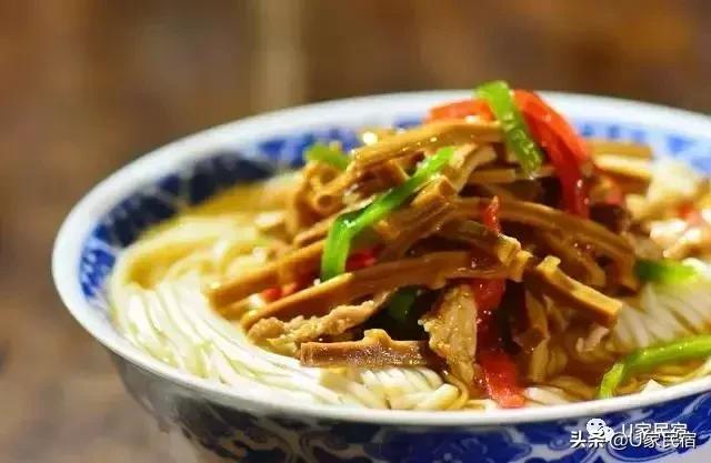 他花2000平米却只打造9间房，想请你来吃一道最有故事的徽菜