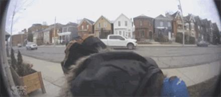 来美国五个月丢了10件快递,美国网购每天运送150万个包裹