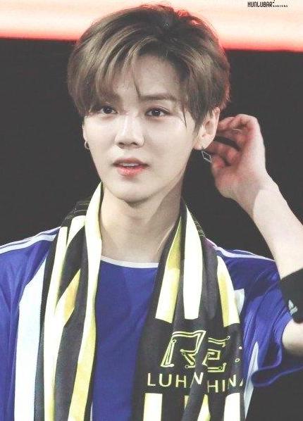 鹿晗恶搞梗图,鹿晗搞笑表情包图片