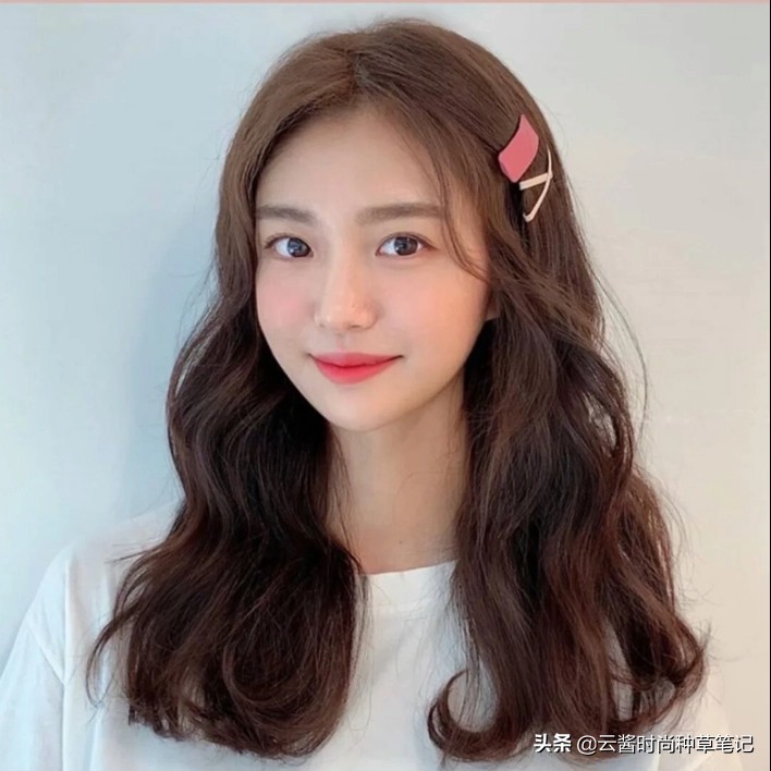 正确洗头发洗柔顺不毛躁,洗完头怎么吹干不伤发