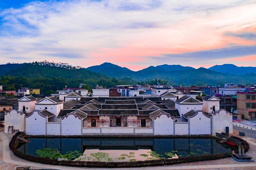 饶平县农业厅厅长顾幸伟,顾幸伟出台广东宅基地政策