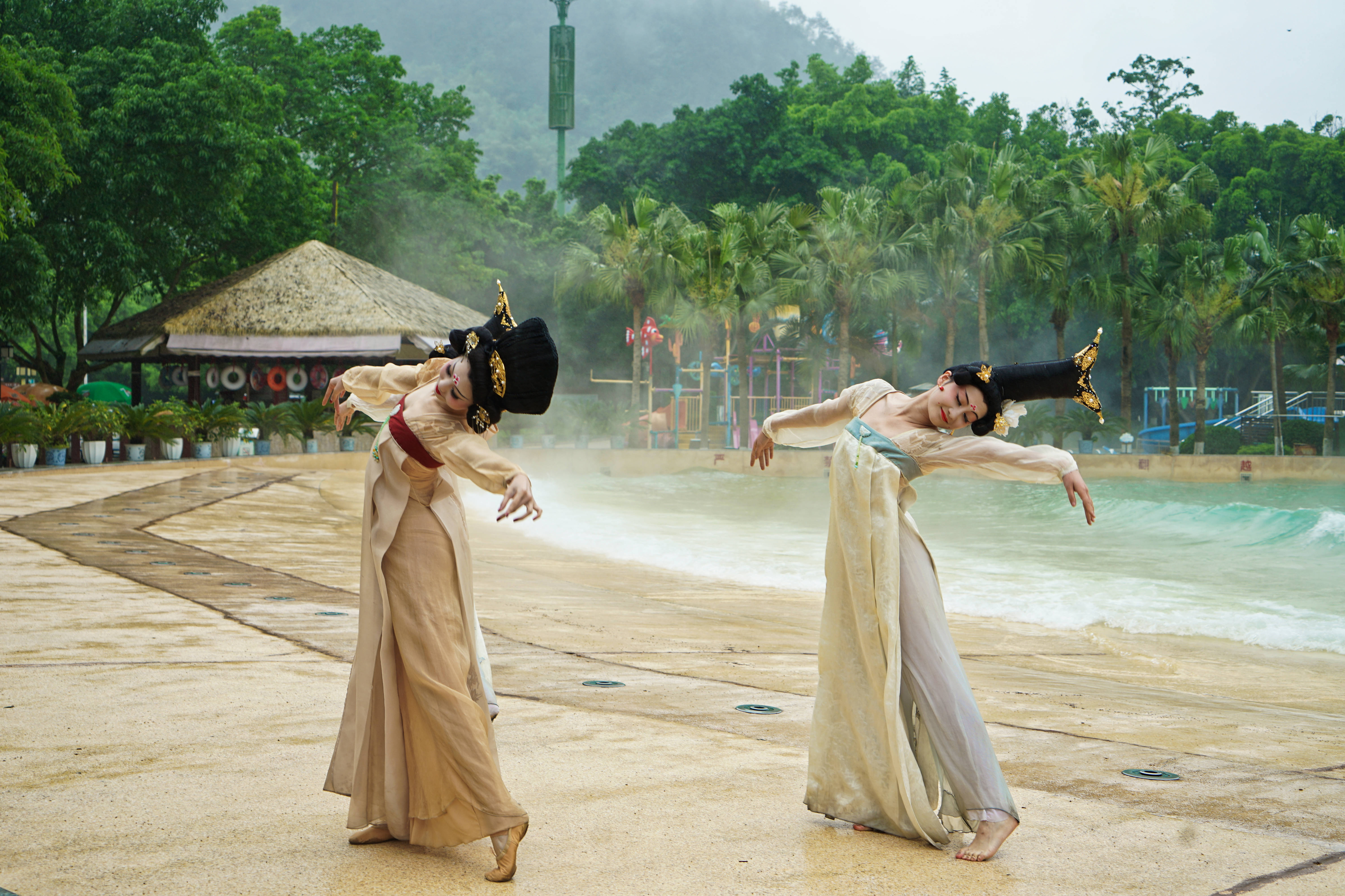 重庆周边山区哪里有温泉,重庆周边泡温泉一日游最佳景点