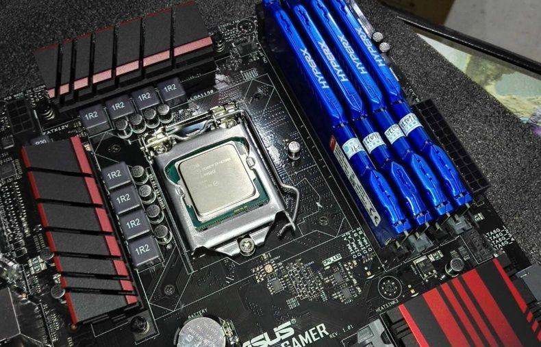 电脑开不开机出现英文数字,电脑开机显示数字英文进不了系统