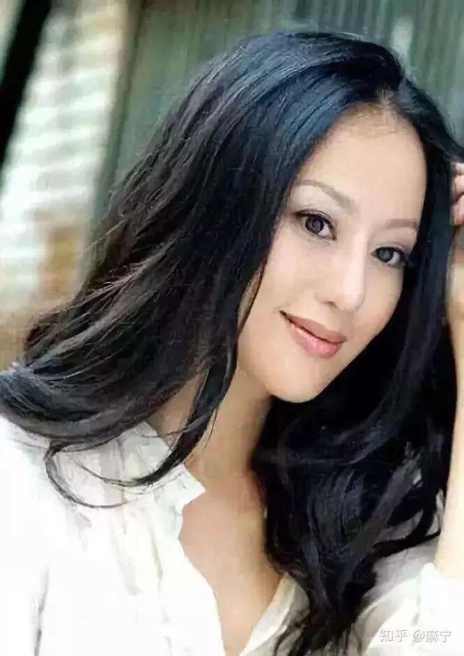 在前夫申请破产到处抹黑她时，她靠自己的努力勾销了债务—章小惠