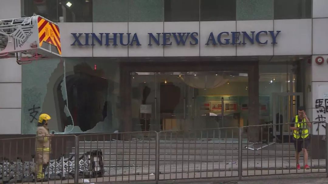 陈冰：暴徒打砸媒体香港“新恐怖”再现身