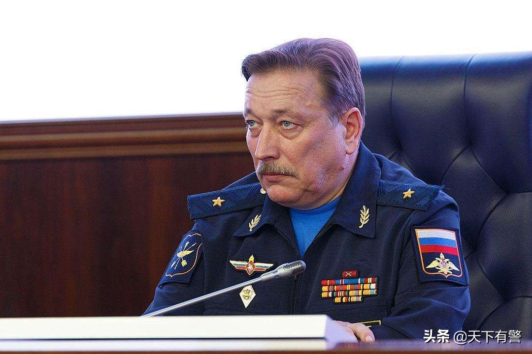 若在F22和B2的冲击下，我国防空系统能不能撑住？俄专家客观评价