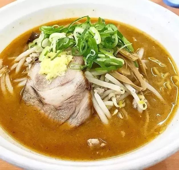 从味蕾上享受北海道的独特美食,重拾味蕾北海道香脆牛乳威化饼