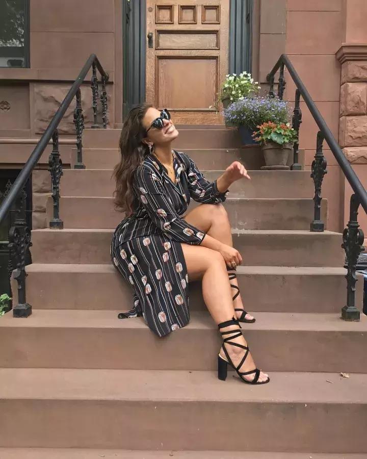 身材高大的160斤的外国超模图文,天使面孔魔鬼身材的超模