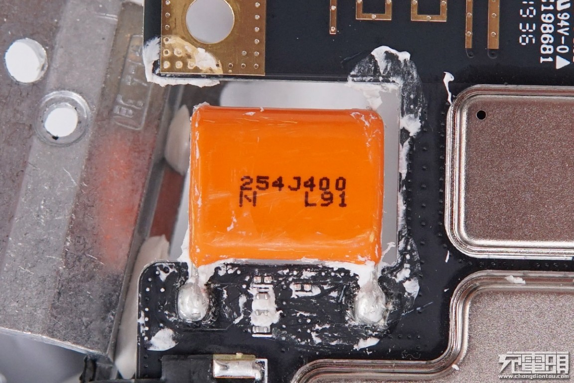 小米升降式无线充和80w无线充对比,小米20瓦无线充拆解