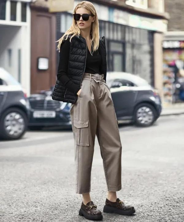 圆头鞋怎么搭配衣服好看,圆头鞋的教程