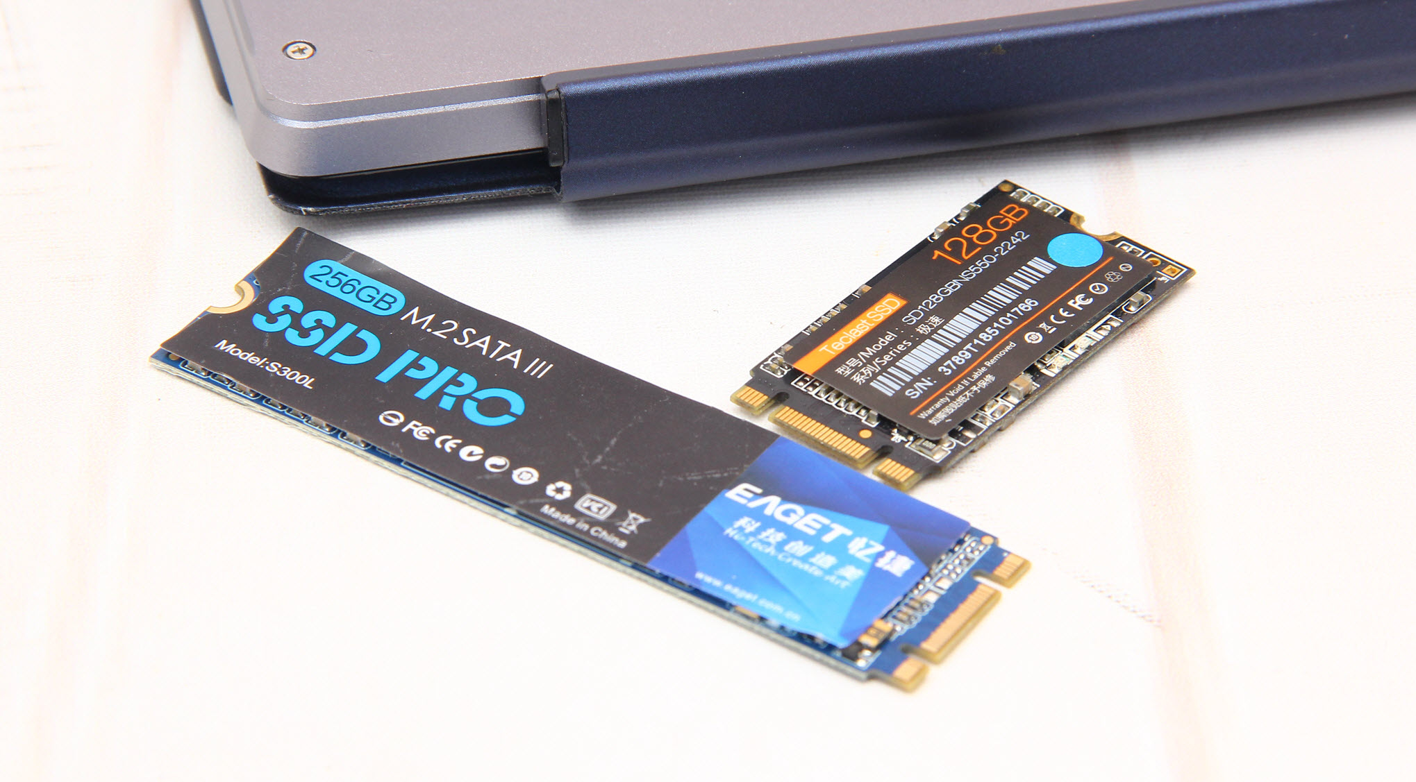 有它真的不看Surface了,省下至少一半的资金干点什么不行呢