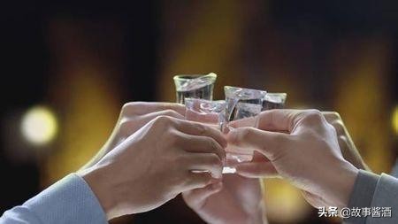 酒中酒是什么香型,酱香型白酒一般存放几年口感最佳