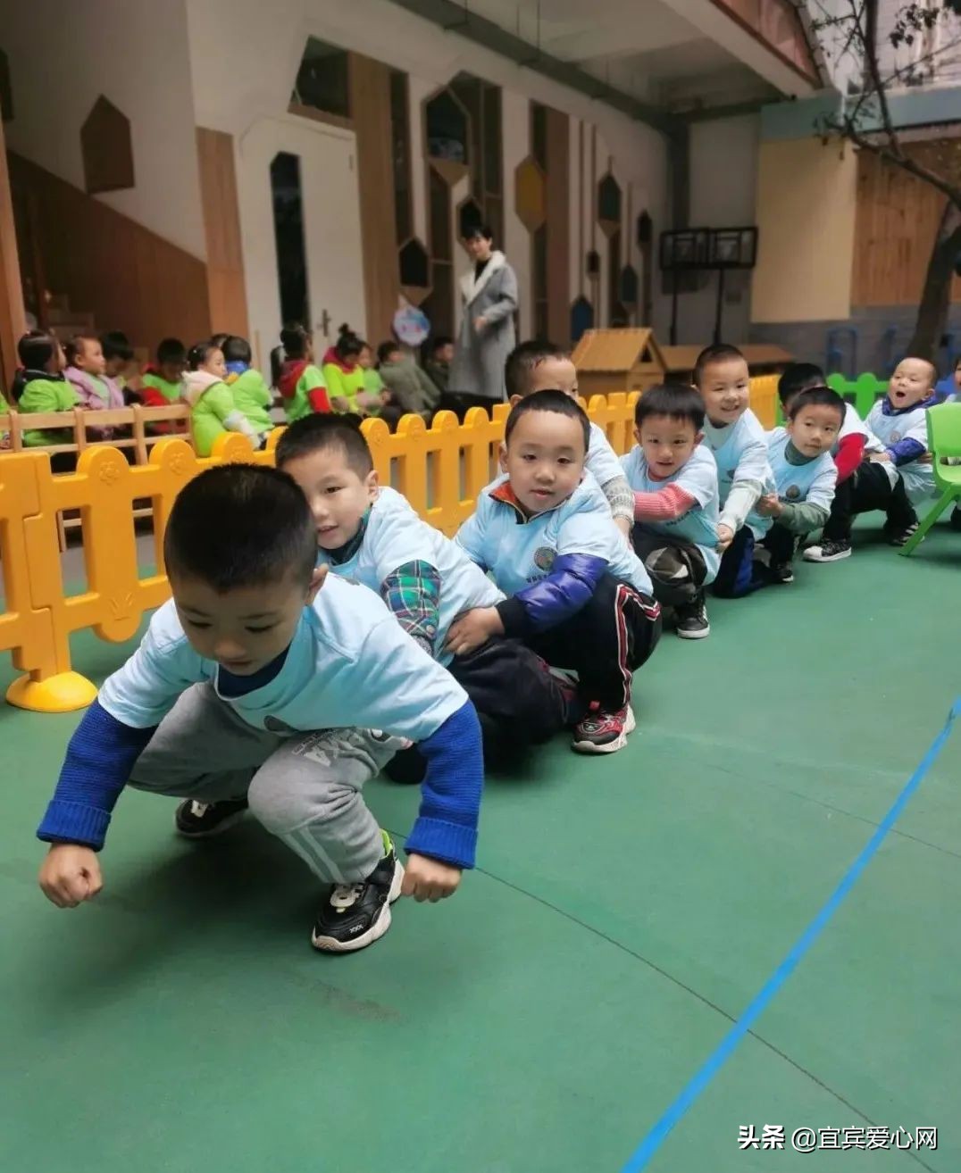 幼儿园乐享春天活动,幼儿园欢乐运动