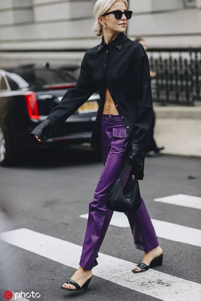 prada目前最火的包,prada复古包