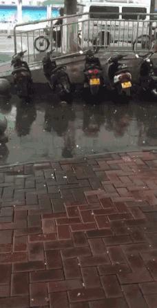 广州近期下冰雹是真的吗,回南天暴雨加冰雹是什么原因