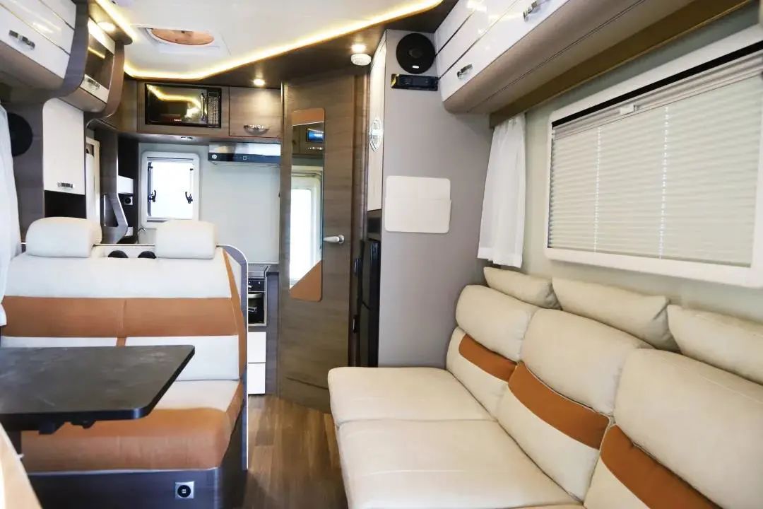 宇通c533旗舰版租赁价,宇通c533旗舰版双拓展成交价