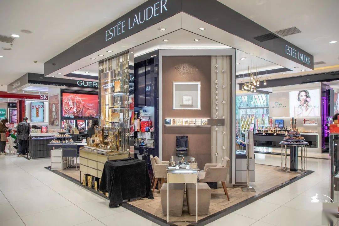 雅诗兰黛高端美妆品牌,雅诗兰黛在中国美妆行业的发展