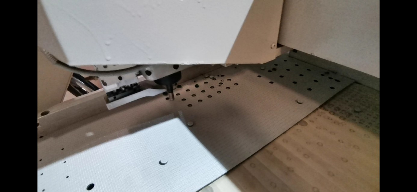 全自动橡胶带打孔机,环形橡胶带打孔机