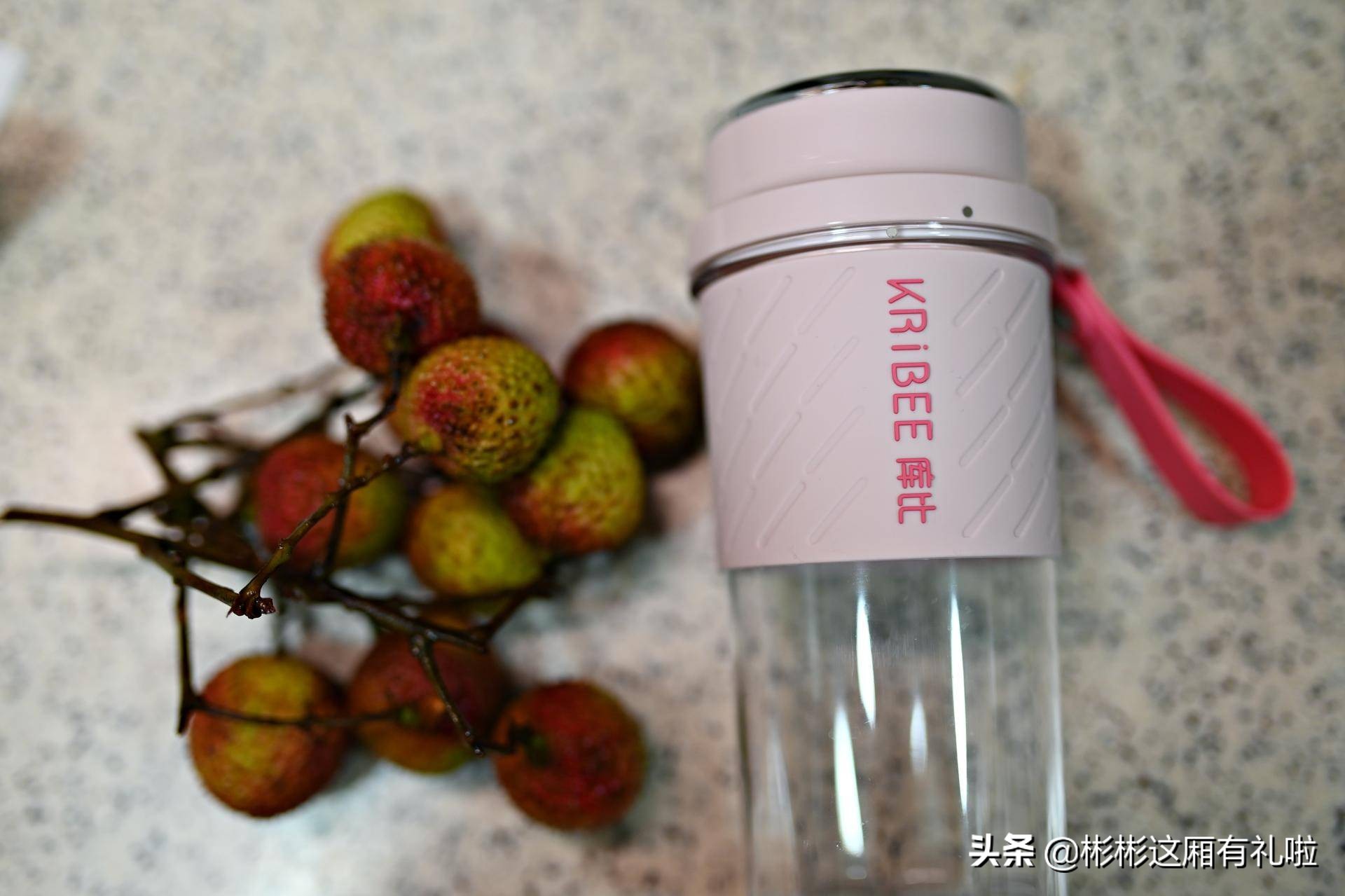 便携式榨汁杯如何用,便携果汁榨汁杯手把手教程