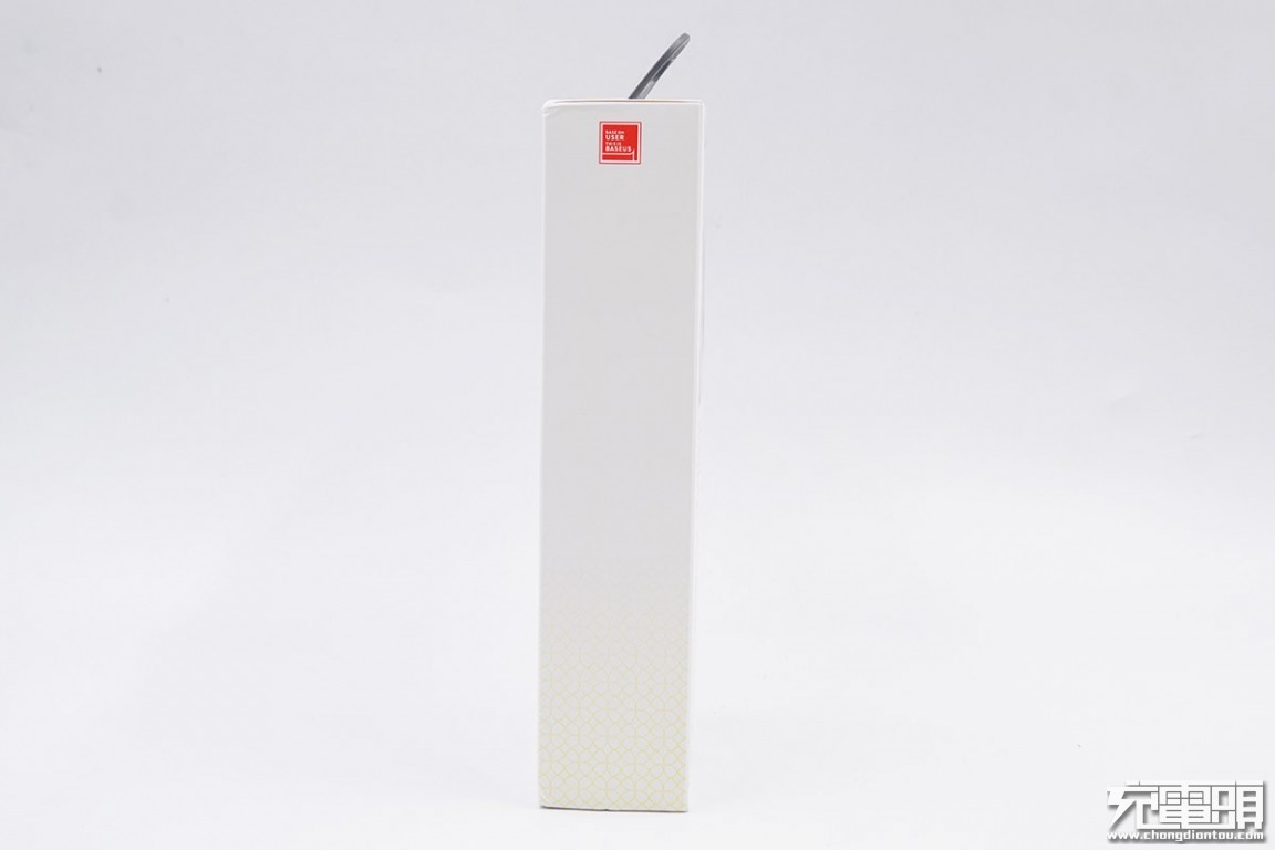 倍思30w超级硅充电器拆解,倍思65w移动电源拆解