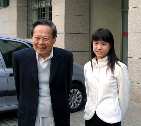 杨振宁和翁帆现在结婚吗,杨振宁同翁帆结婚相差多大