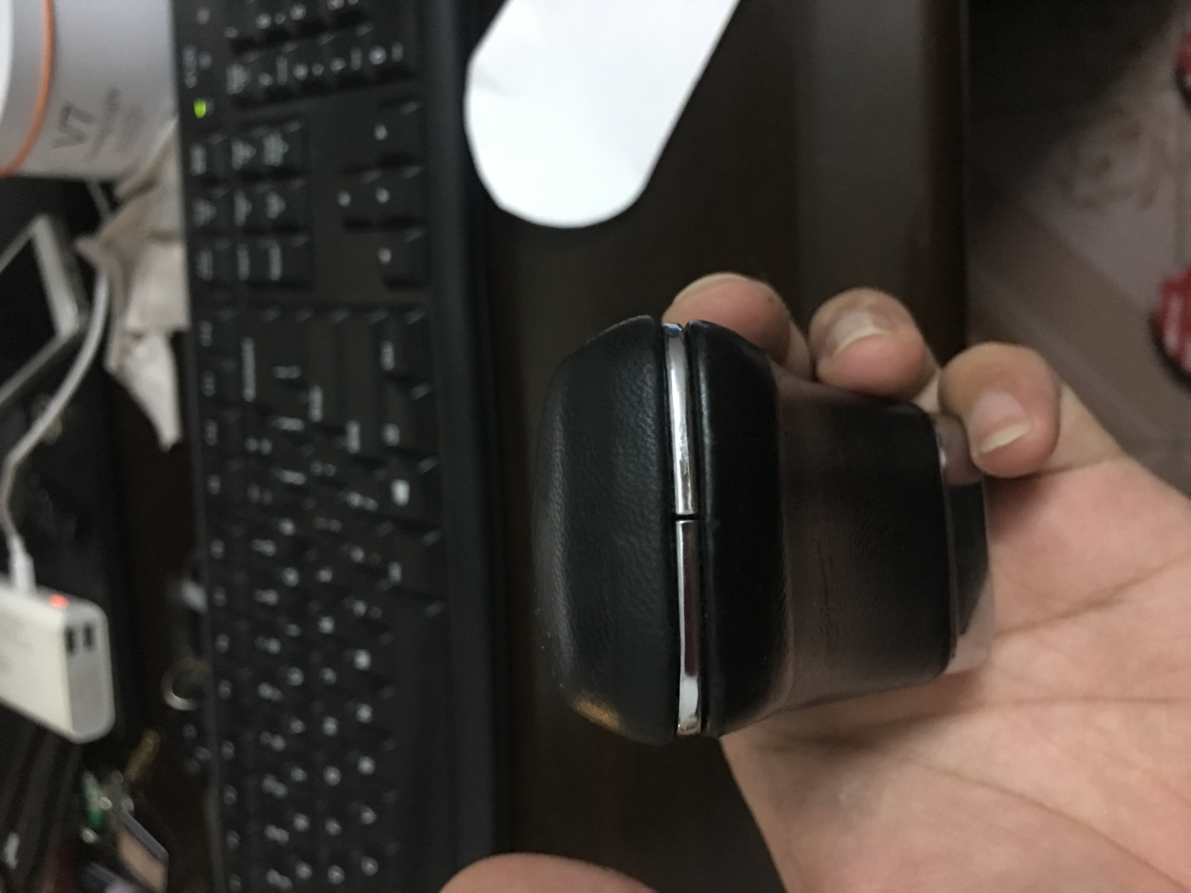 12款锐志怎么更换水晶挡把,老锐志挡把拆卸