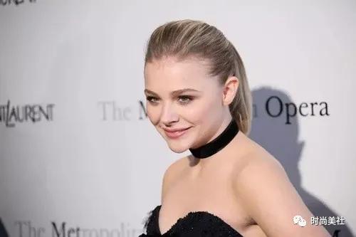 天生脖子短是不是没救了,脖子短还可以拯救吗